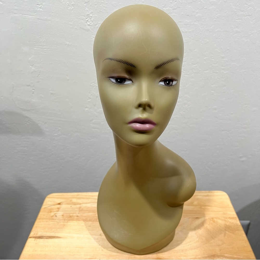 [20] Mannequin Head Plastic Display for Wigs Hats Sunglasses Jewelry